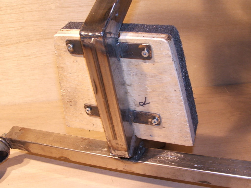 SpinCycle Stunt Trike - seat mounting